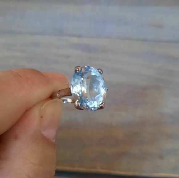 Vintage 18K White Gold Custom Made Aquamarine Ring 7.0 Carats - Picture 13 of 16
